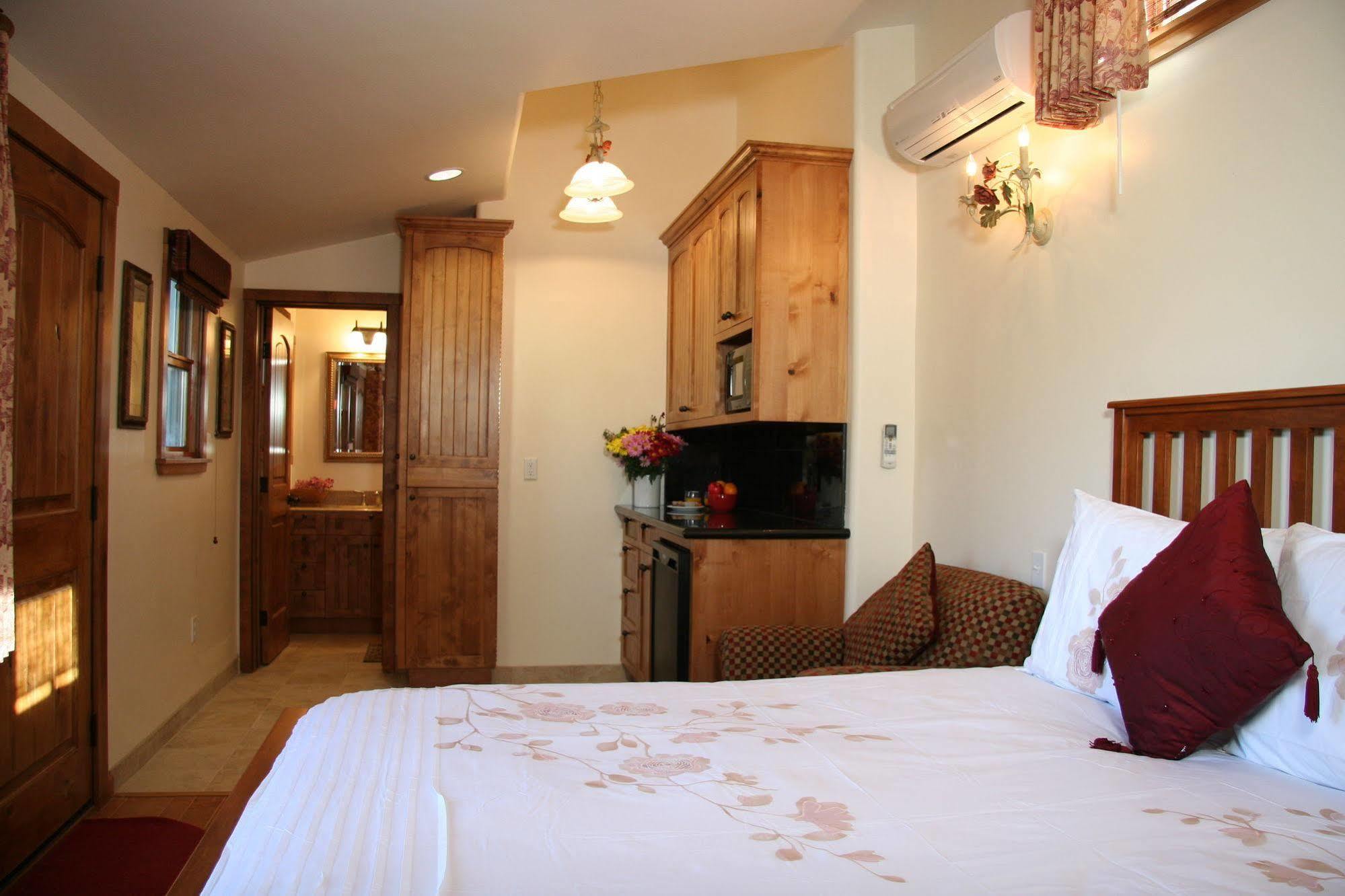 Ojai Retreat & Inn Esterno foto